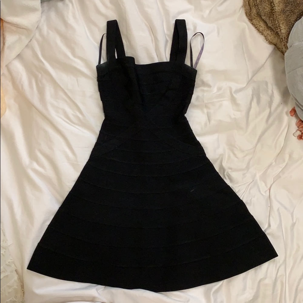 Black xxs Herve Leger